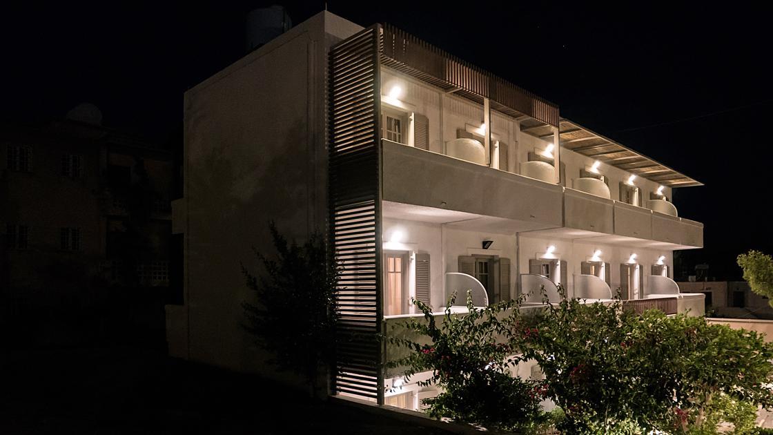 Erato Hotel Agia Marina  Eksteriør billede